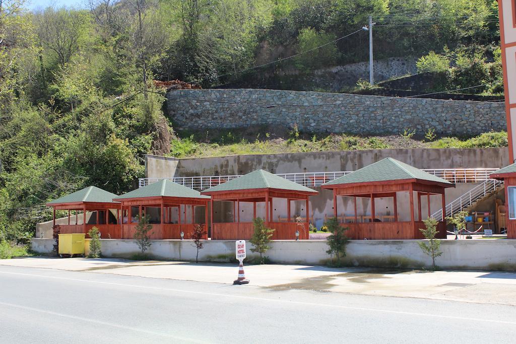 Oz-Ay Hotel Sürmene Buitenkant foto